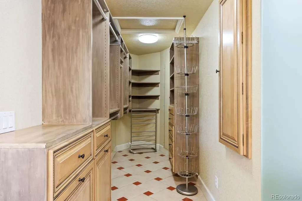 6528 S Oneida Court Centennial CO 80111