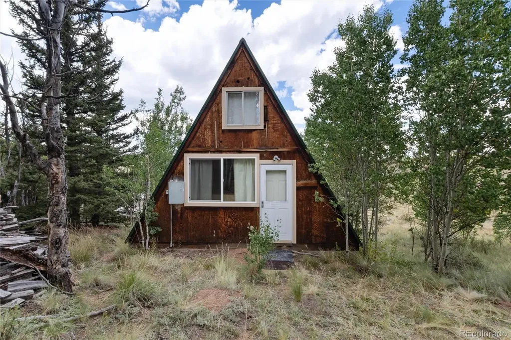 63 Welsh Cob Lane Como CO 80432