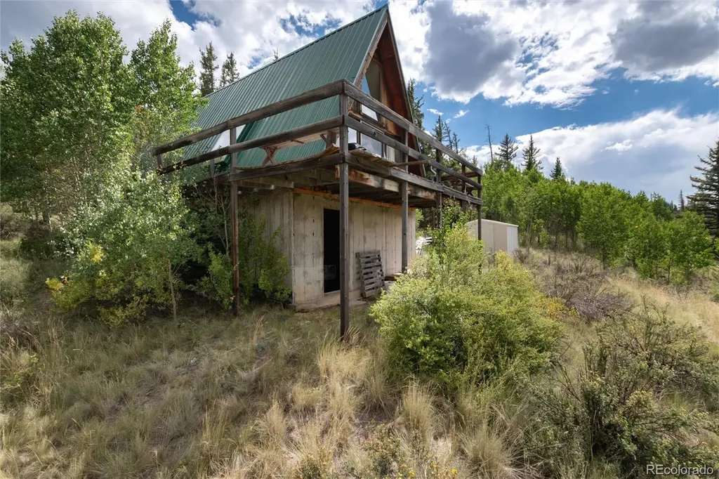 63 Welsh Cob Lane Como CO 80432