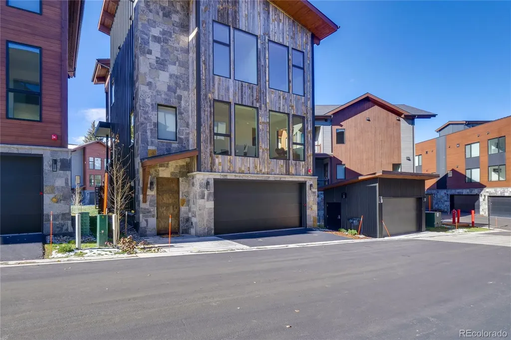 111 Geneva Drive Silverthorne CO 80498