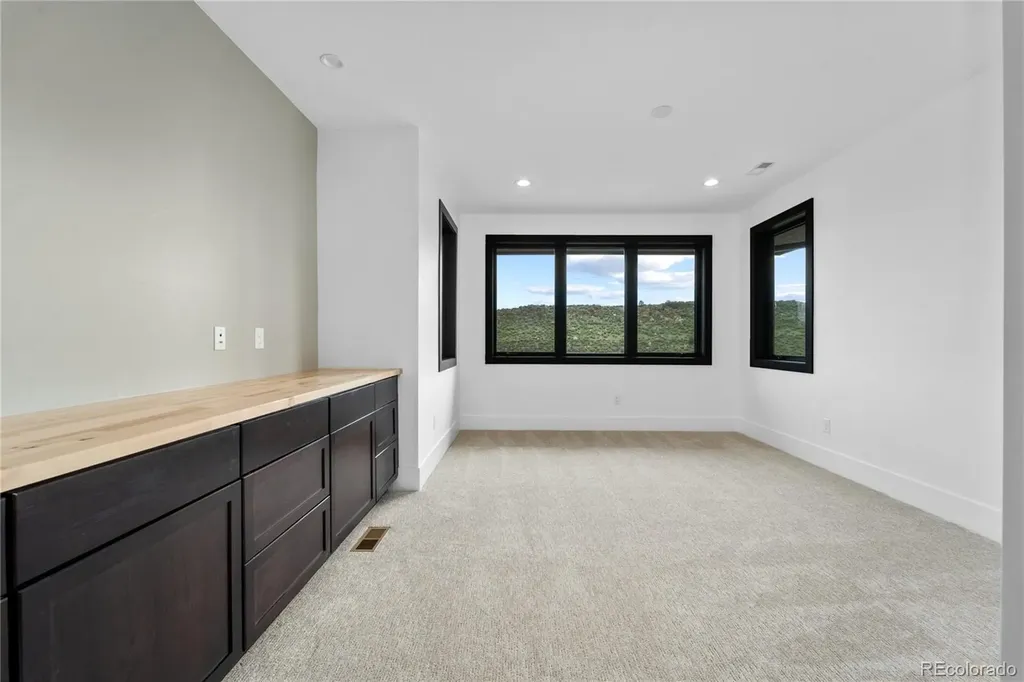 8077 Raphael Lane Littleton CO 80125