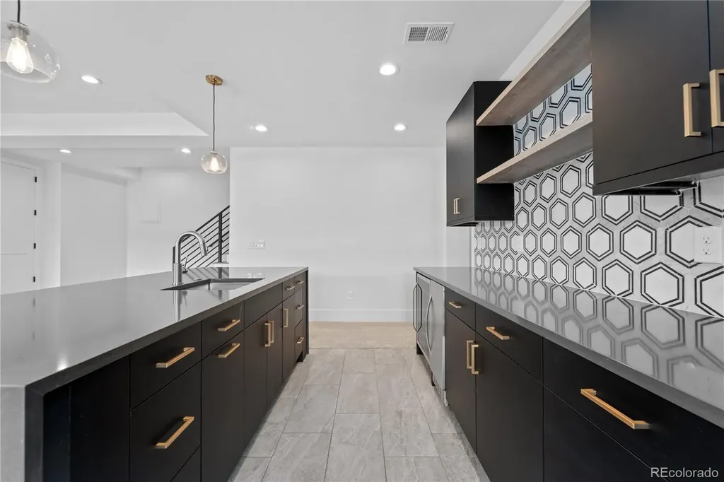 8077 Raphael Lane Littleton CO 80125