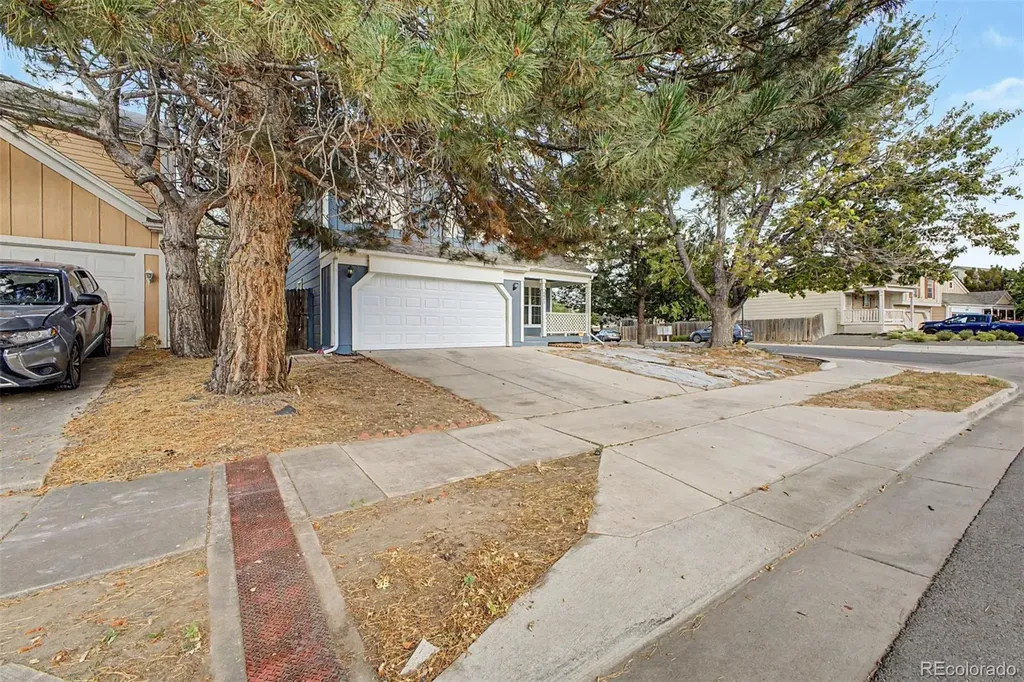 4602 Malaya Street Denver CO 80249