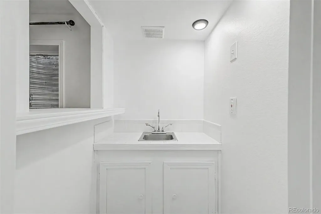 4602 Malaya Street Denver CO 80249