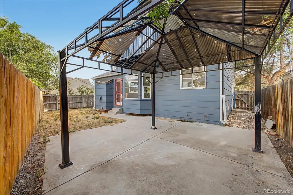 4602 Malaya Street Denver CO 80249