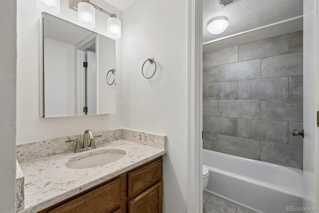 3121 S Tamarac Drive Denver CO 80231