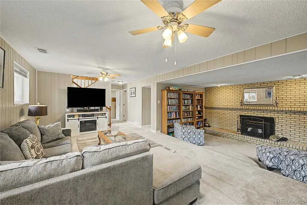6790 W 63rd Avenue Arvada CO 80003