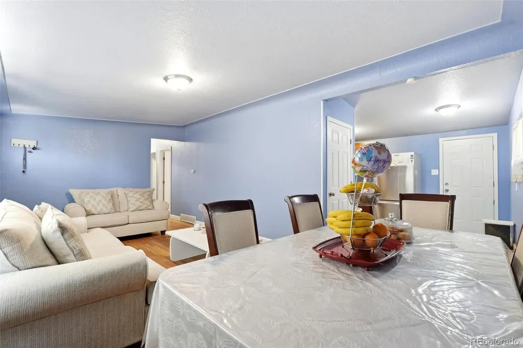 1225 Dallas Street Aurora CO 80010