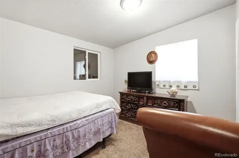 1225 Dallas Street Aurora CO 80010
