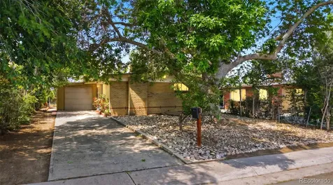 1225 Dallas Street Aurora CO 80010