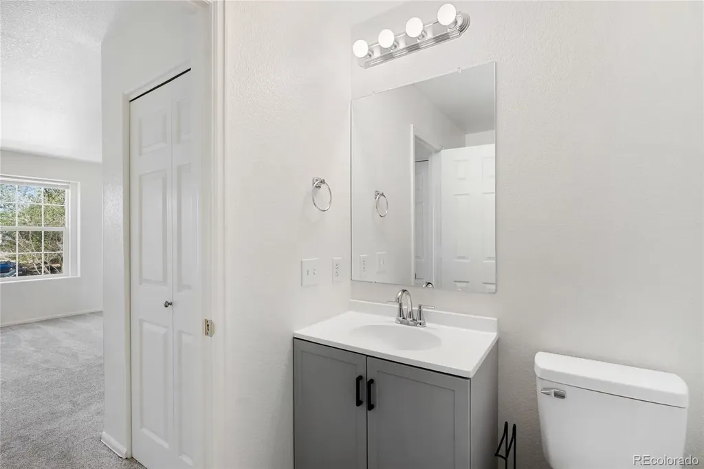1276 S Zeno Circle Aurora CO 80017
