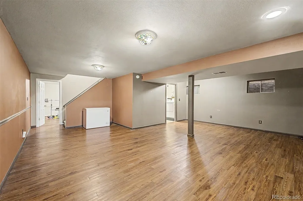2405 S Granby Way Aurora CO 80014