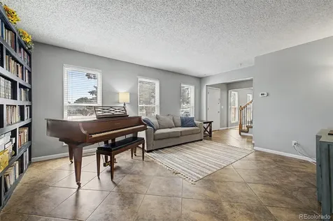2405 S Granby Way Aurora CO 80014
