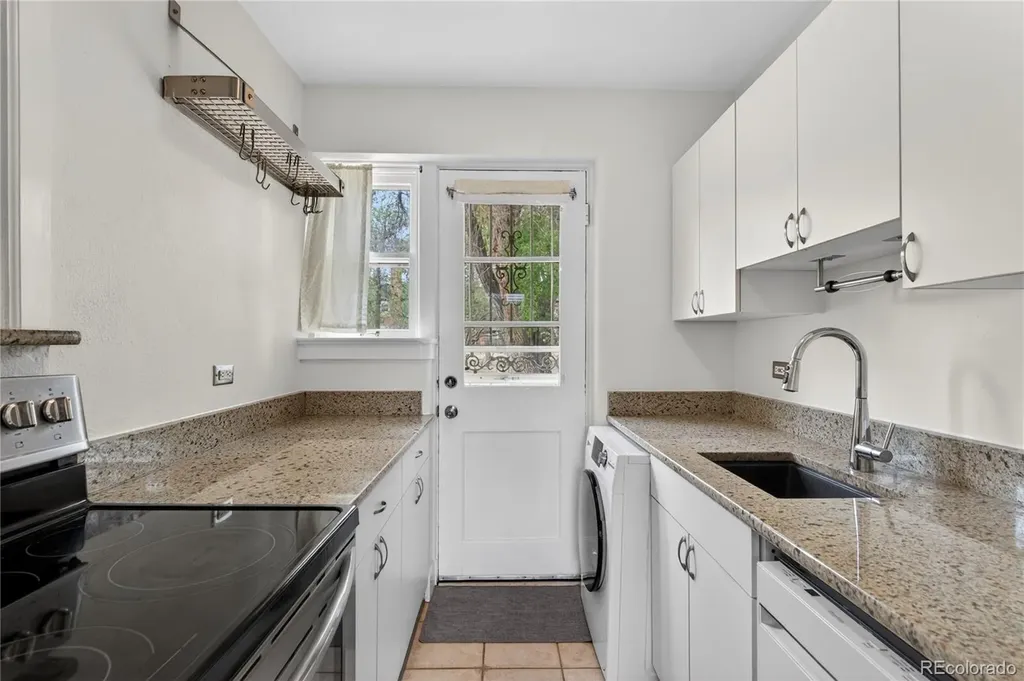 1165 Krameria Street Denver CO 80220