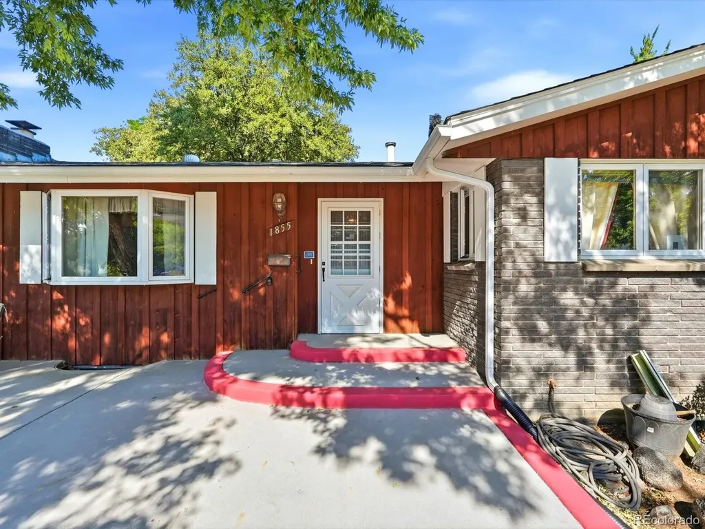 1855 S Ammons Street Denver CO 80232