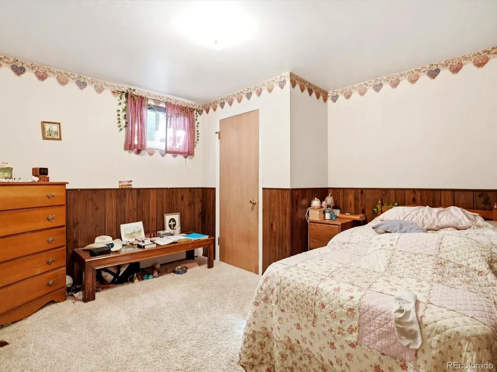 1855 S Ammons Street Denver CO 80232