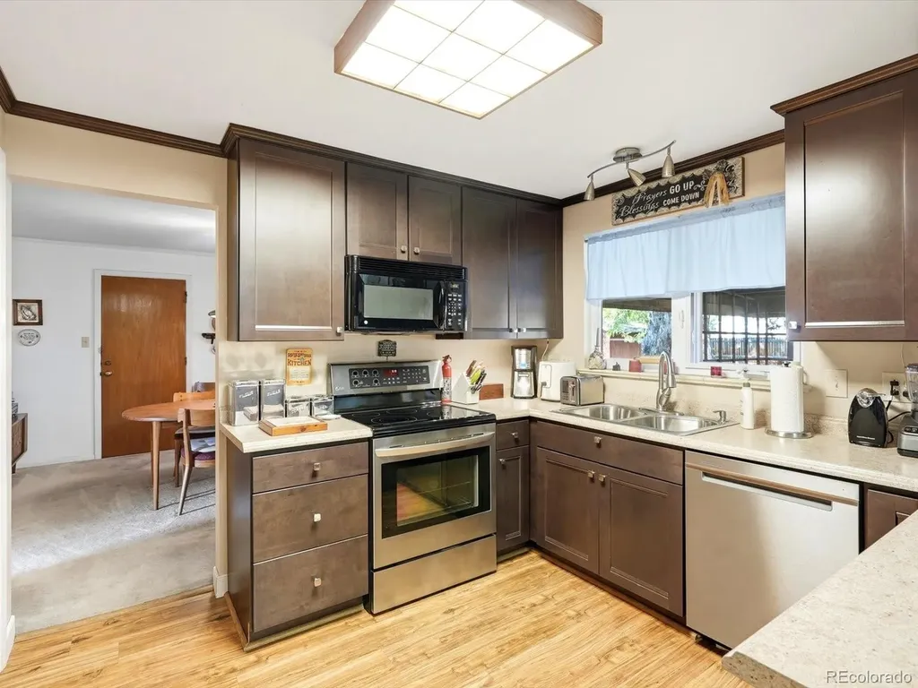 1855 S Ammons Street Denver CO 80232