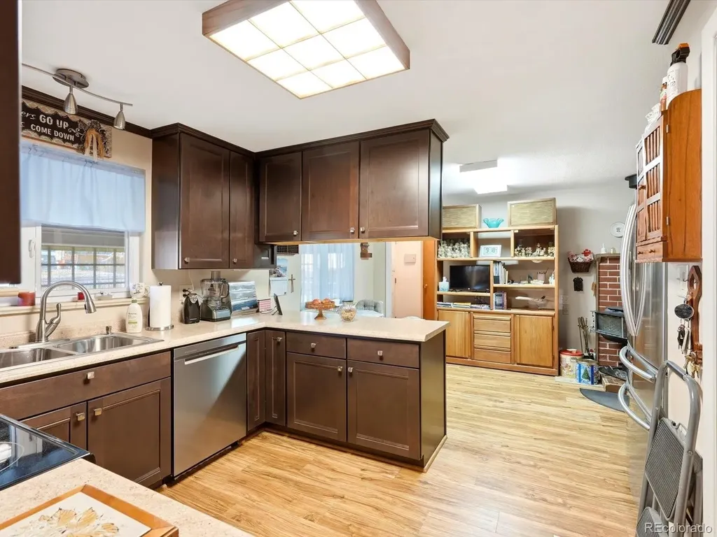 1855 S Ammons Street Denver CO 80232