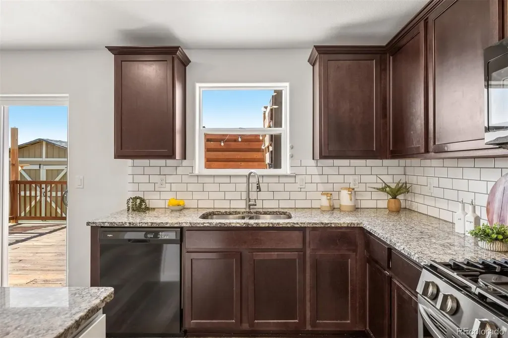 300 Mesa Avenue Lochbuie CO 80603