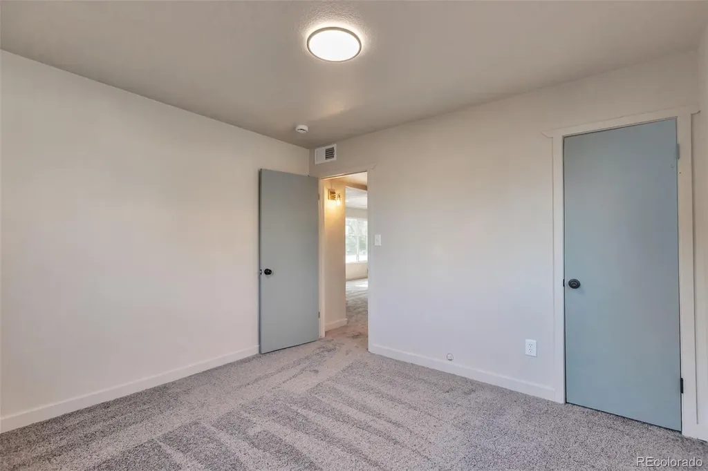 815 Zion Street Aurora CO 80011