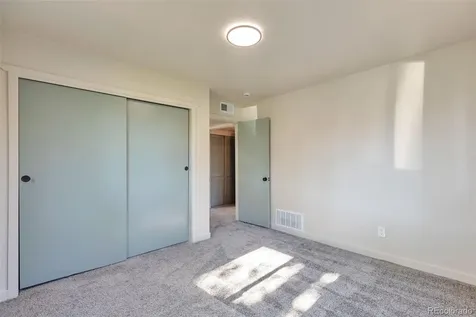 815 Zion Street Aurora CO 80011