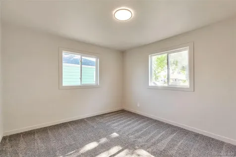 815 Zion Street Aurora CO 80011