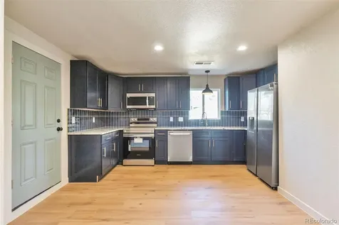 815 Zion Street Aurora CO 80011