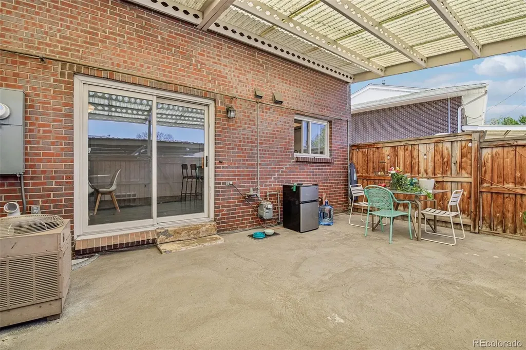 9044 E Nassau Avenue Denver CO 80237
