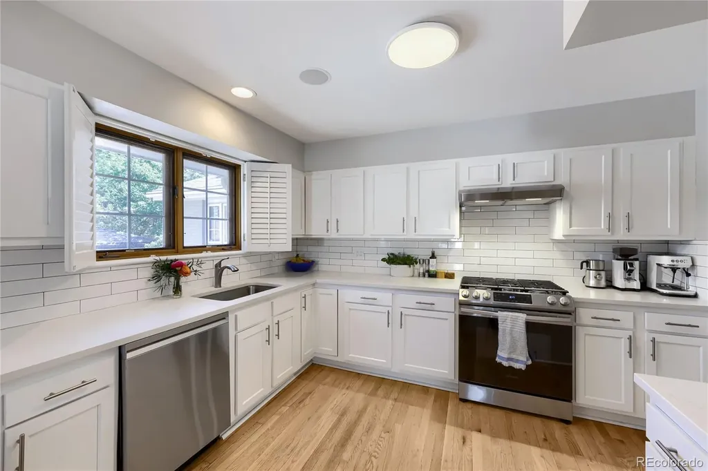 5425 E 3rd Avenue Denver CO 80220