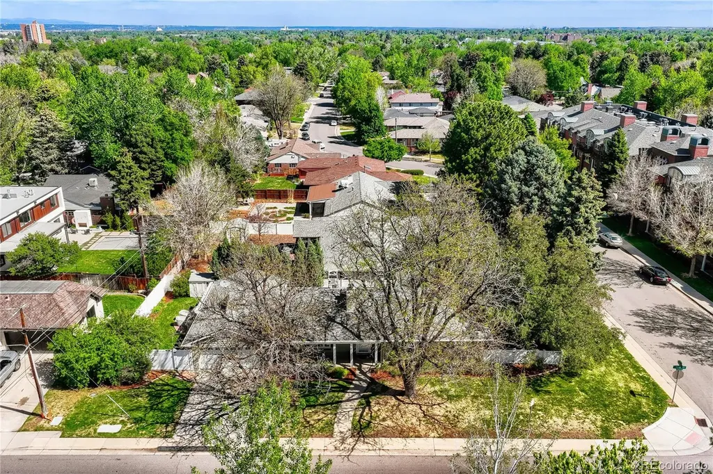 5425 E 3rd Avenue Denver CO 80220