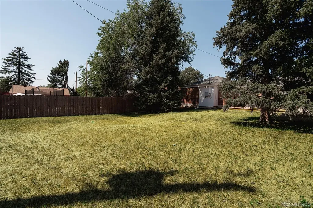 1382 S Canosa Court Denver CO 80219