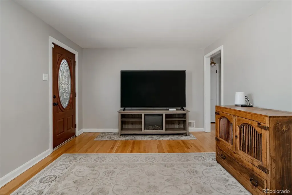 1382 S Canosa Court Denver CO 80219