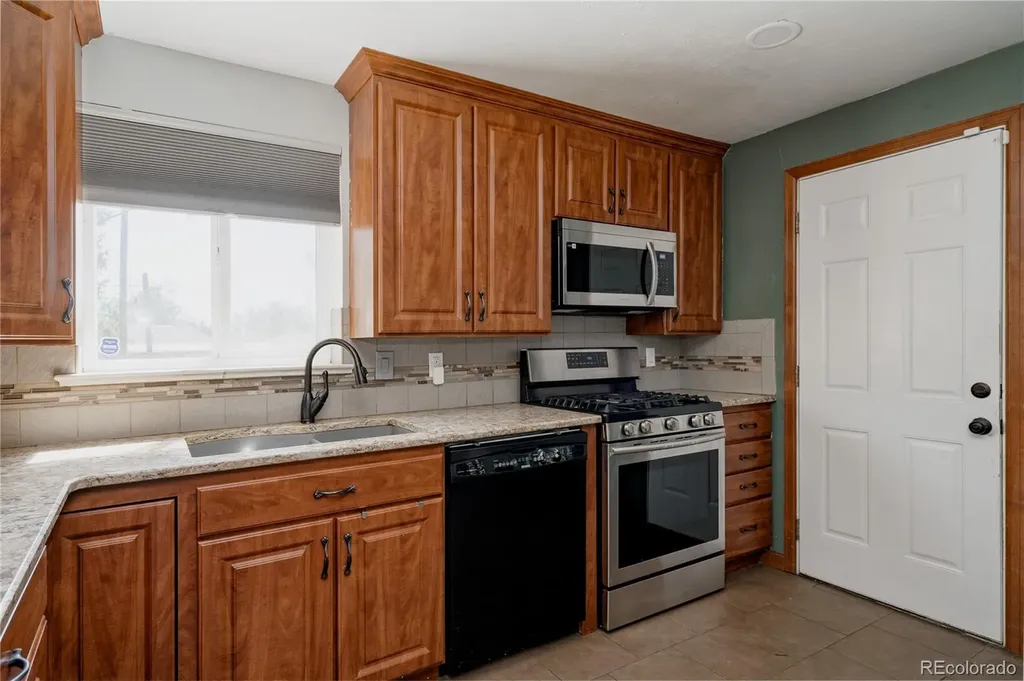 1382 S Canosa Court Denver CO 80219