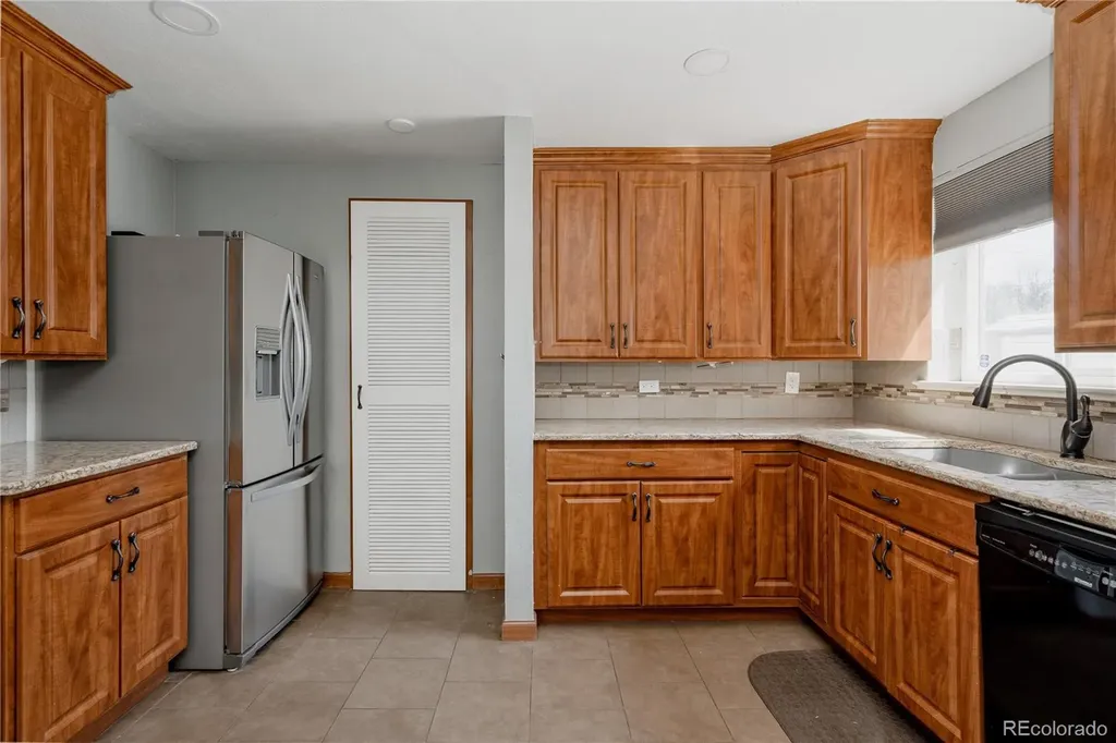 1382 S Canosa Court Denver CO 80219
