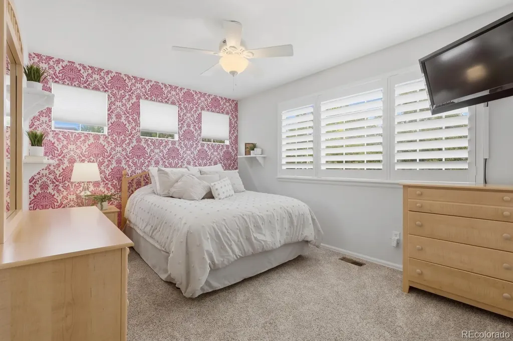 4024 S Netherland Street Aurora CO 80013