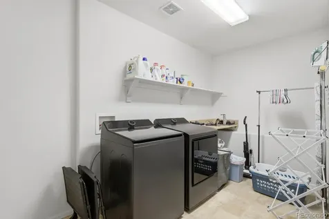 4024 S Netherland Street Aurora CO 80013