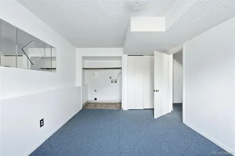 1553 S Carson Street Aurora CO 80012