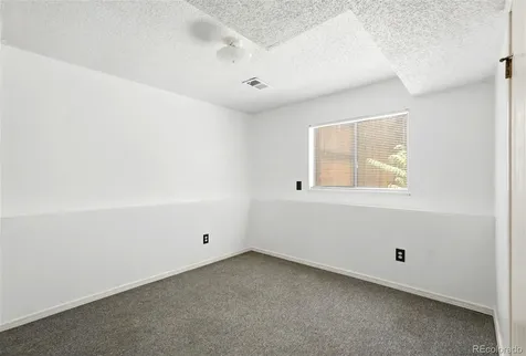 1553 S Carson Street Aurora CO 80012