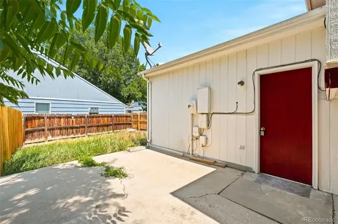 1553 S Carson Street Aurora CO 80012
