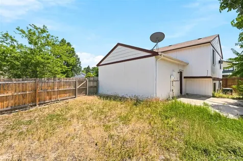 1553 S Carson Street Aurora CO 80012