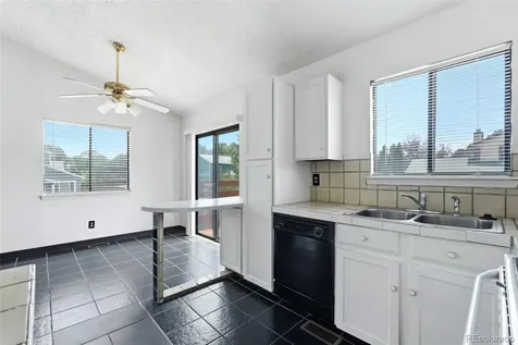 1553 S Carson Street Aurora CO 80012