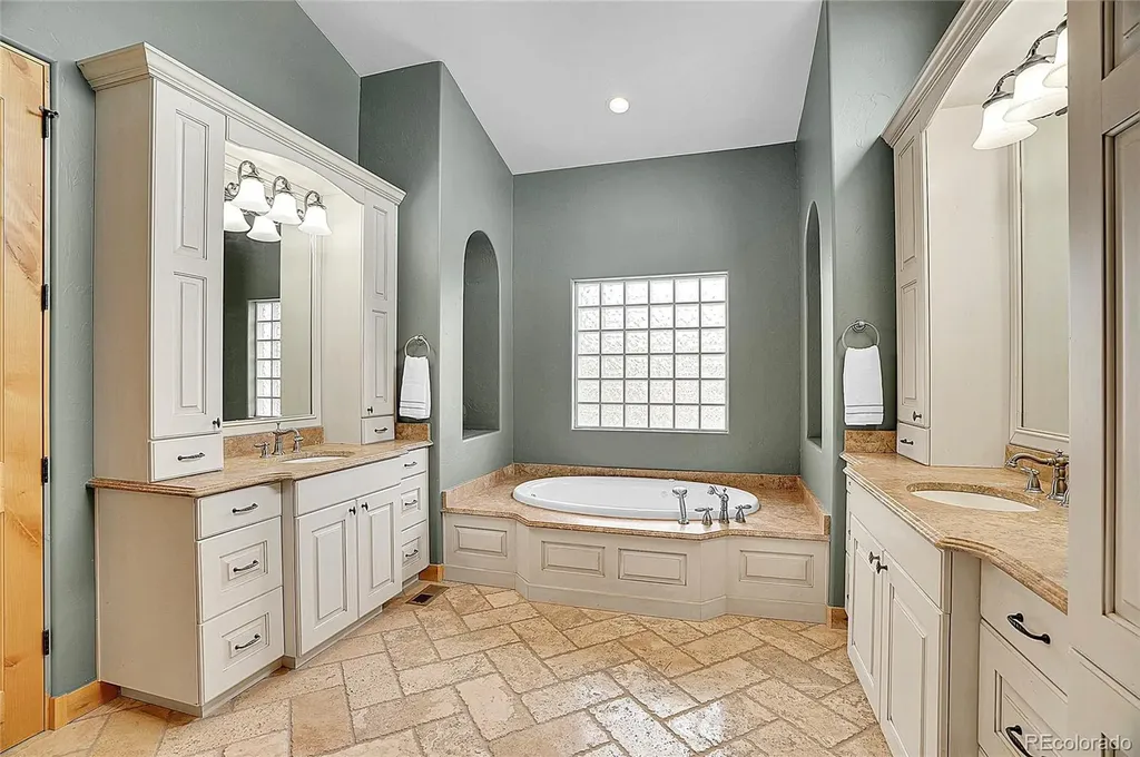 2889 High Prairie Way Broomfield CO 80023
