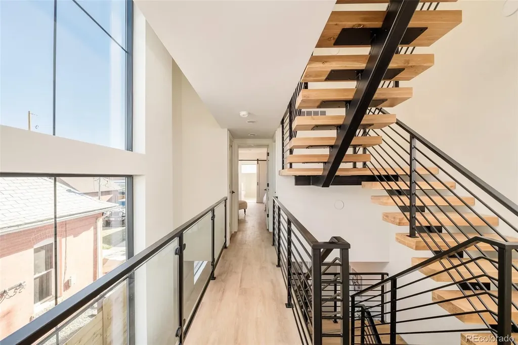3414 Lawrence Street Denver CO 80205