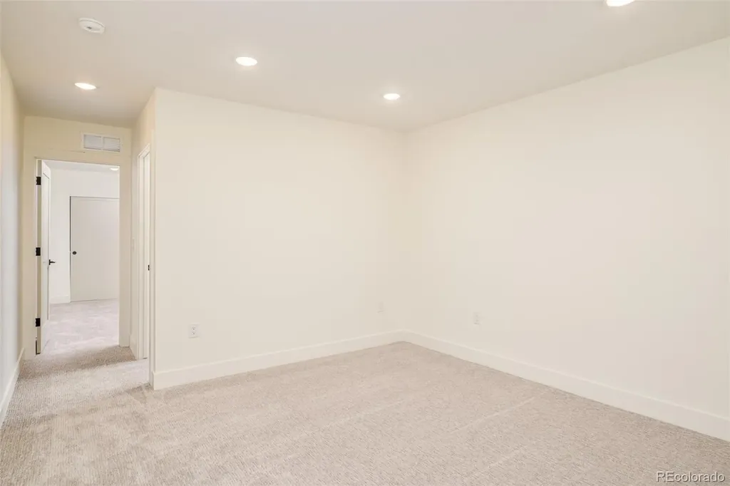 3414 Lawrence Street Denver CO 80205
