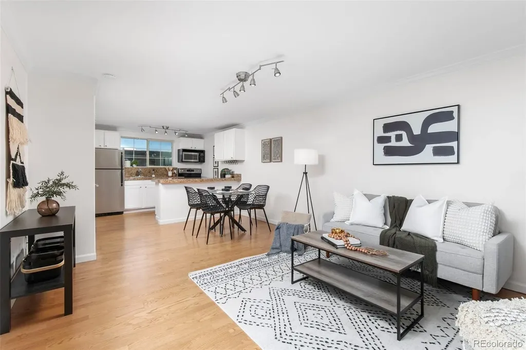 30 N Emerson Street Denver CO 80218