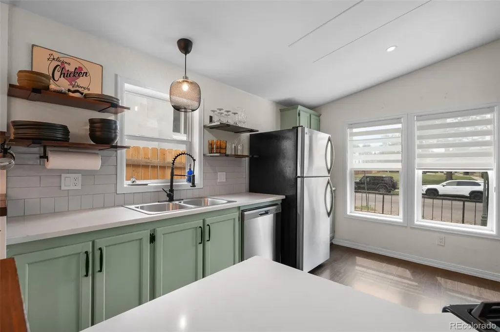 1436 Knox Court Denver CO 80204