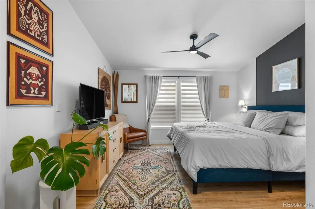 1436 Knox Court Denver CO 80204
