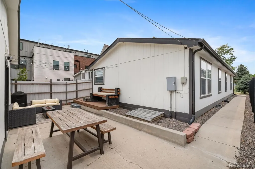 1436 Knox Court Denver CO 80204