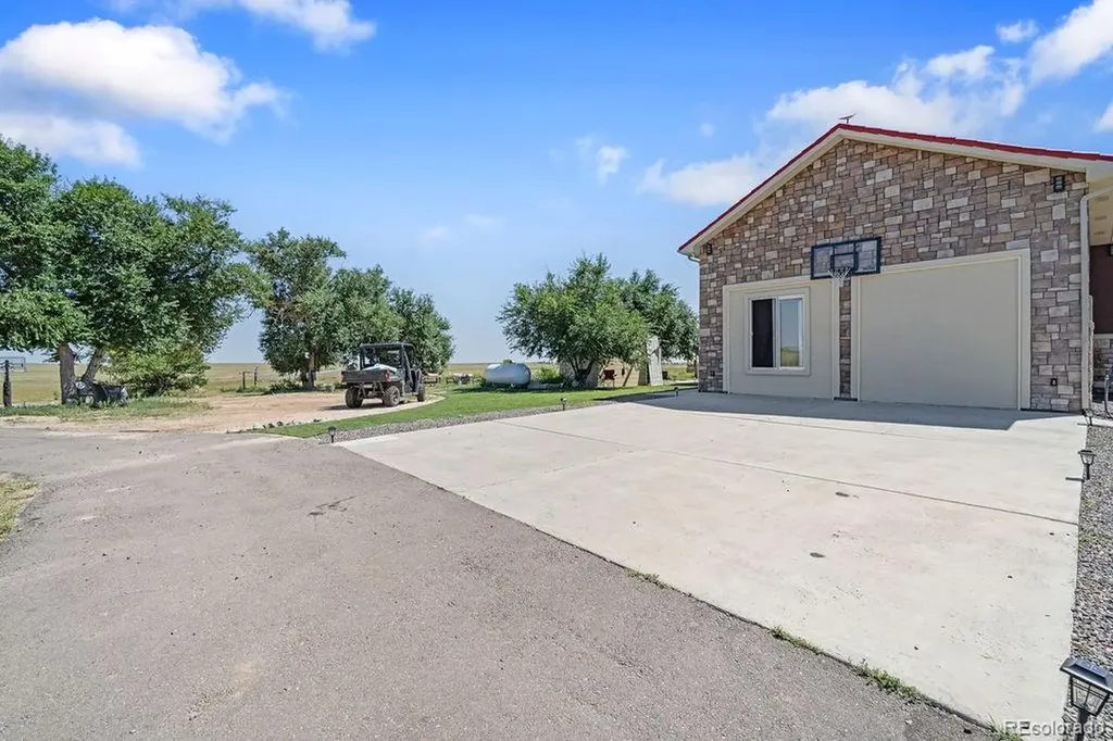 8450 Edison Road Yoder CO 80864