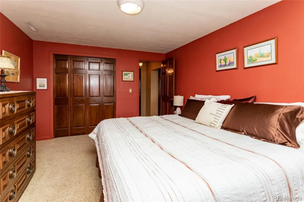 380 Mission Hill Way Colorado Springs CO 80921